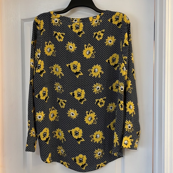 Banana republic blouse, M, NWT - Picture 2 of 3